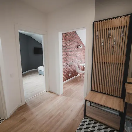 Kostjukowski Mudroho 12 V *