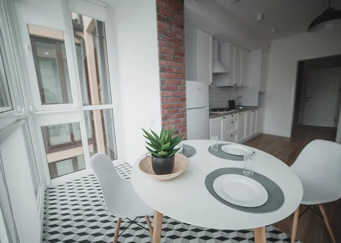 Kostjukowski Mudroho 12 V * Lviv